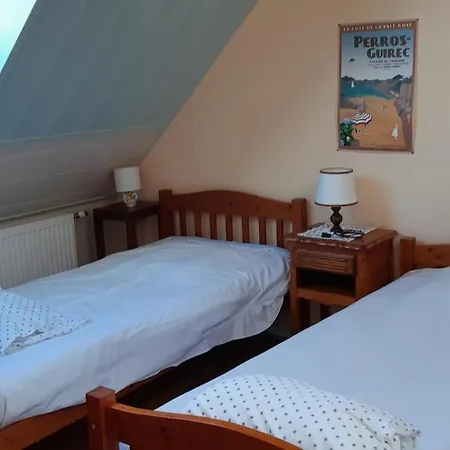 Ty Alberic, Plages Et Commerces A Pied Holiday home *